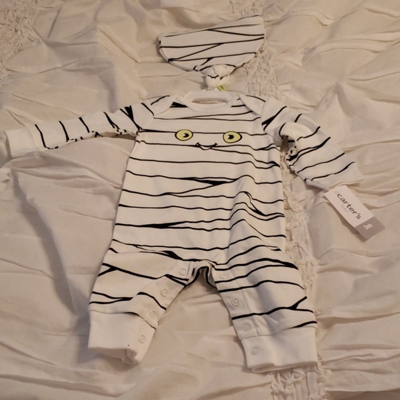 Baby mummy one piece and cap set. - Picture 2 of 2